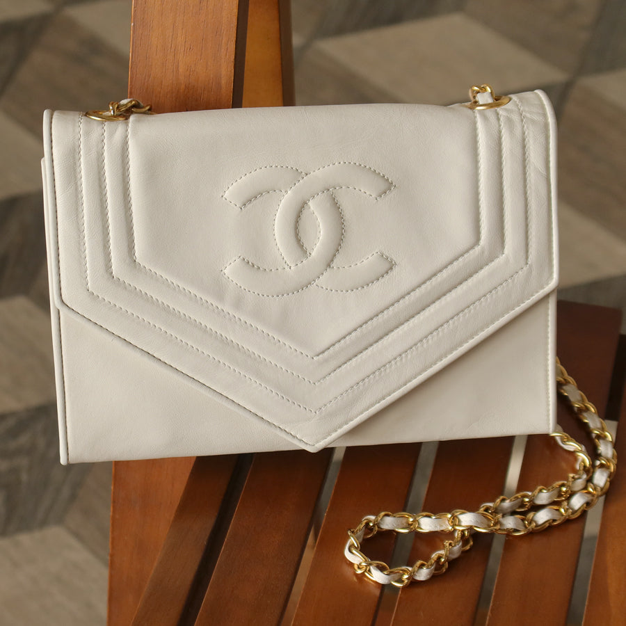 Chanel Vintage White Lambskin CC mark Timeless Classic Flap Bag