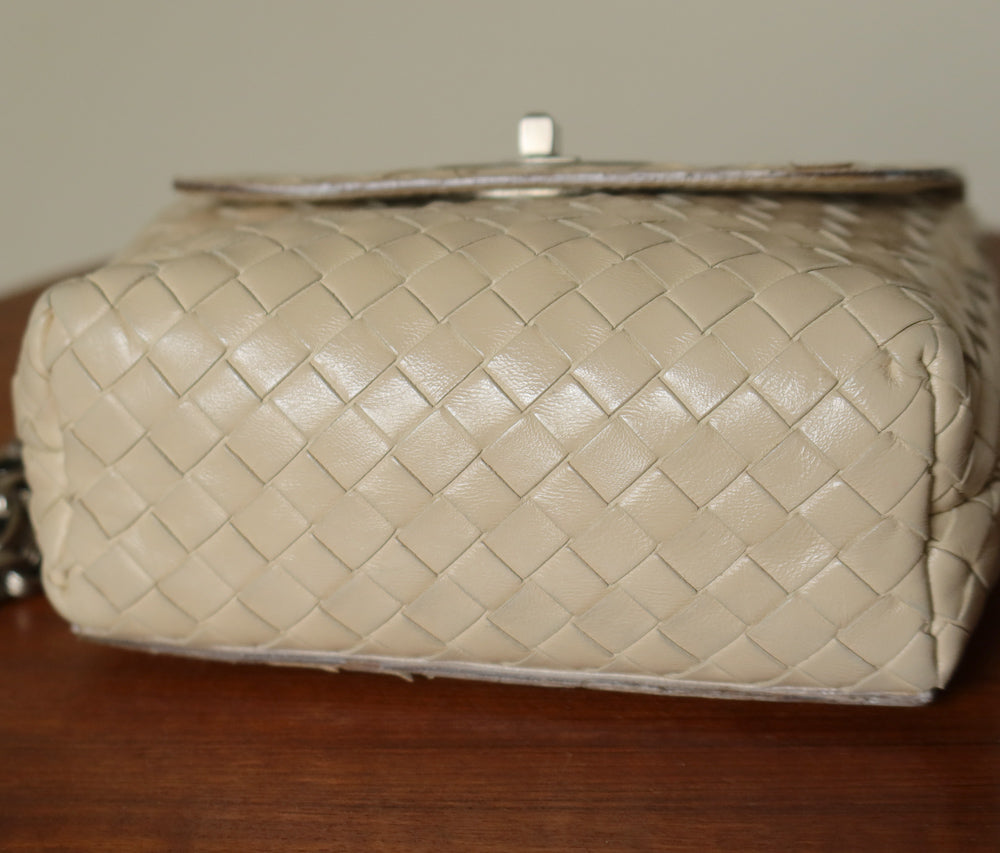 Bottega Veneta Vintage Ivory Intrecciato Weave Turnlock Mini Shoulder Bag