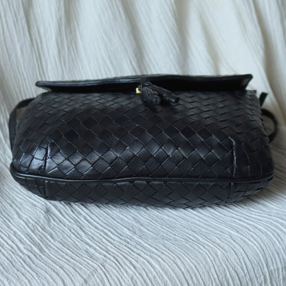 Bottega Veneta Vintage Black Intrecciato Crossbody Pouch Flap Bag