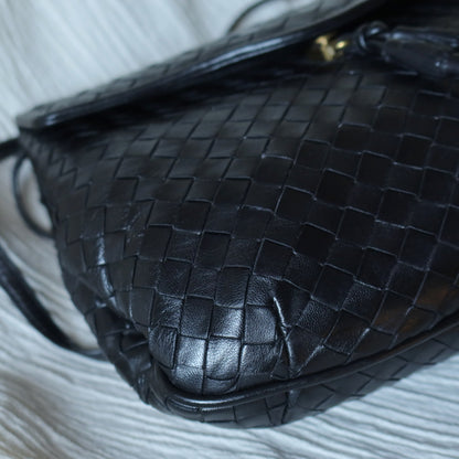 Bottega Veneta Vintage Black Intrecciato Crossbody Pouch Flap Bag