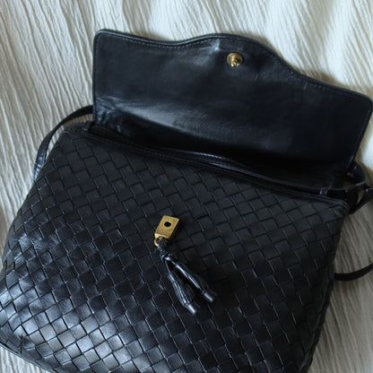 Bottega Veneta Vintage Black Intrecciato Crossbody Pouch Flap Bag