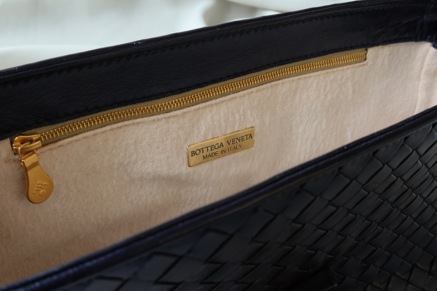 Bottega Veneta Vintage Intrecciato Weave Turnlock Flap Bag 9