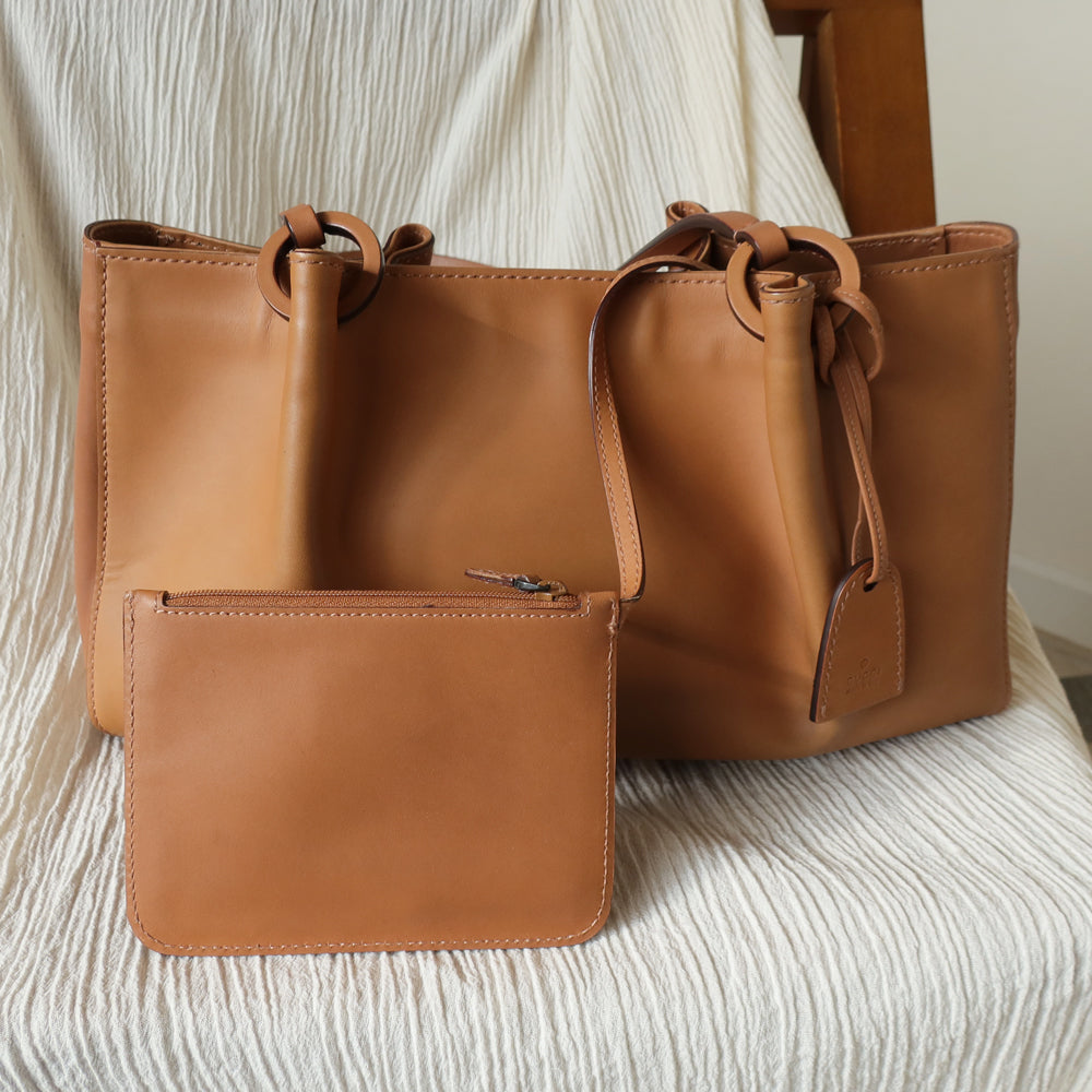 Gucci Vintage Tan Light Brown Leather Daily Tote Shoulder Bag