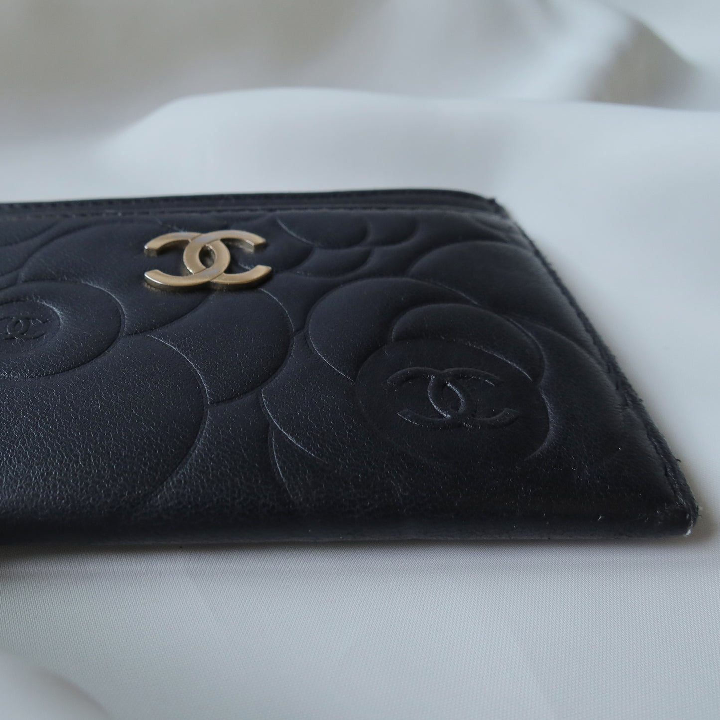 Chanel Vintage Camellia Black Lambskin Leather Card Holder Case