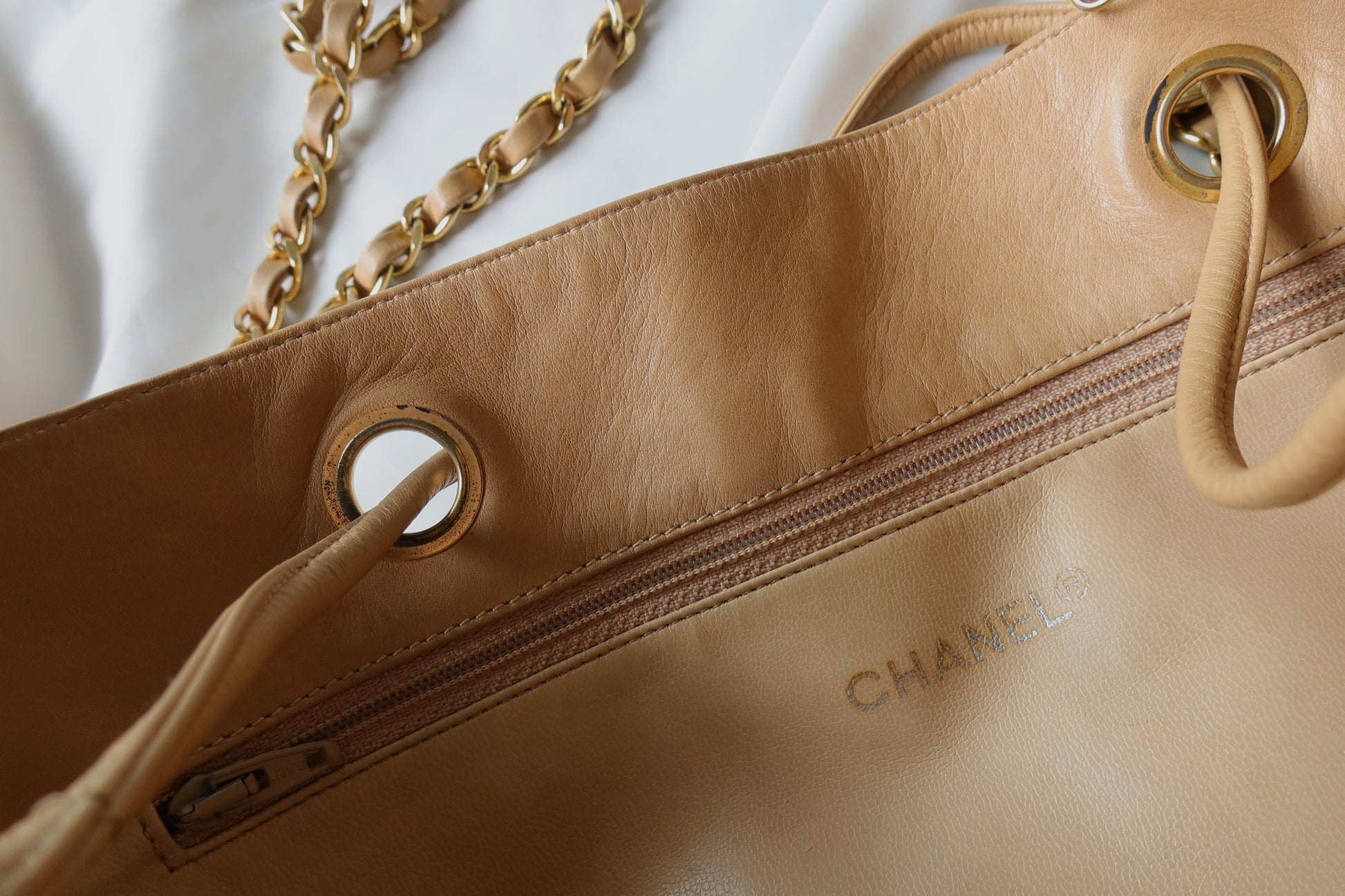 CHANEL, Bags, Chanel 9 Woc In Caramel Lambskin