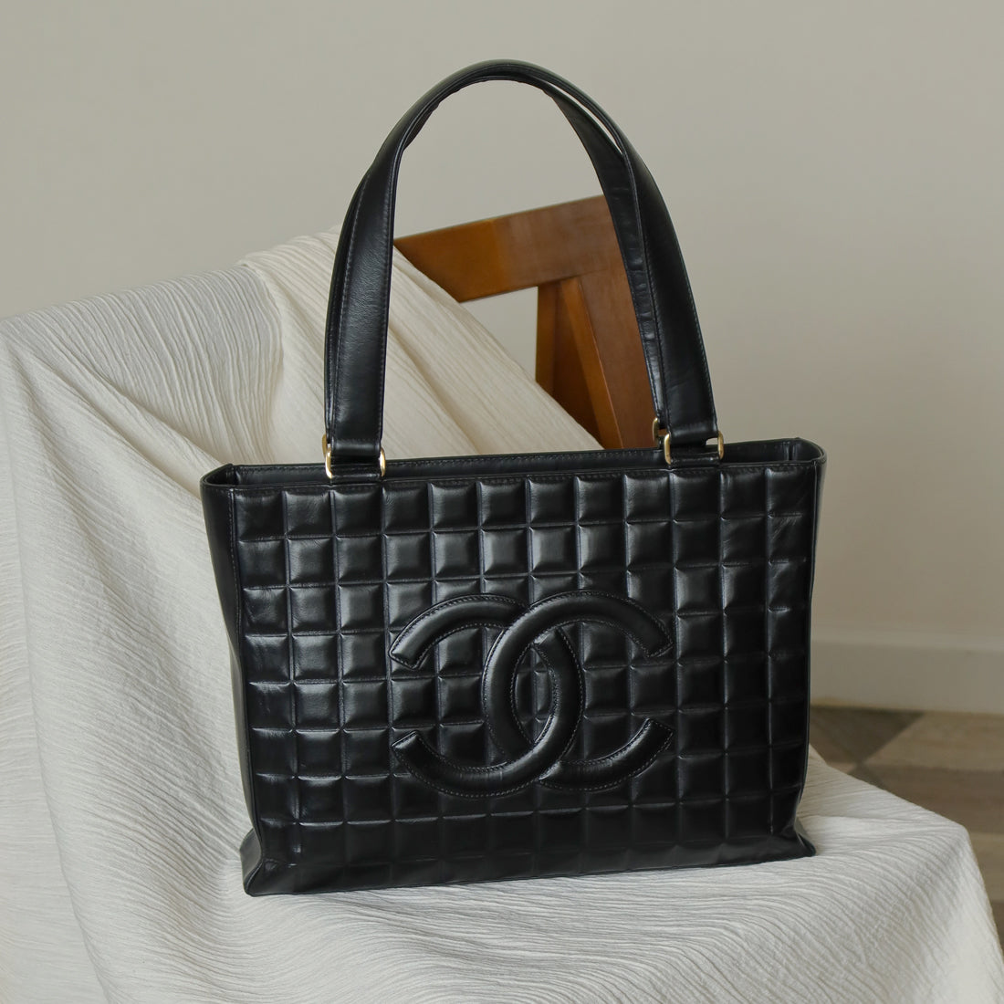 Chanel Vintage Black Quilted Chocolate Bar CC Mark Shoulder Tote Bag