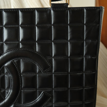 Chanel Vintage Black Quilted Chocolate Bar CC Mark Shoulder Tote Bag