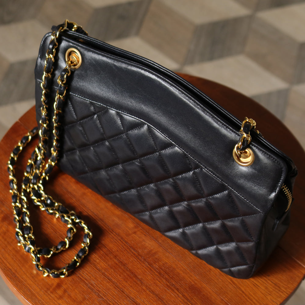 Chanel Vintage Black Lambskin Matelasse Diamond Quilted Shoulder Bag