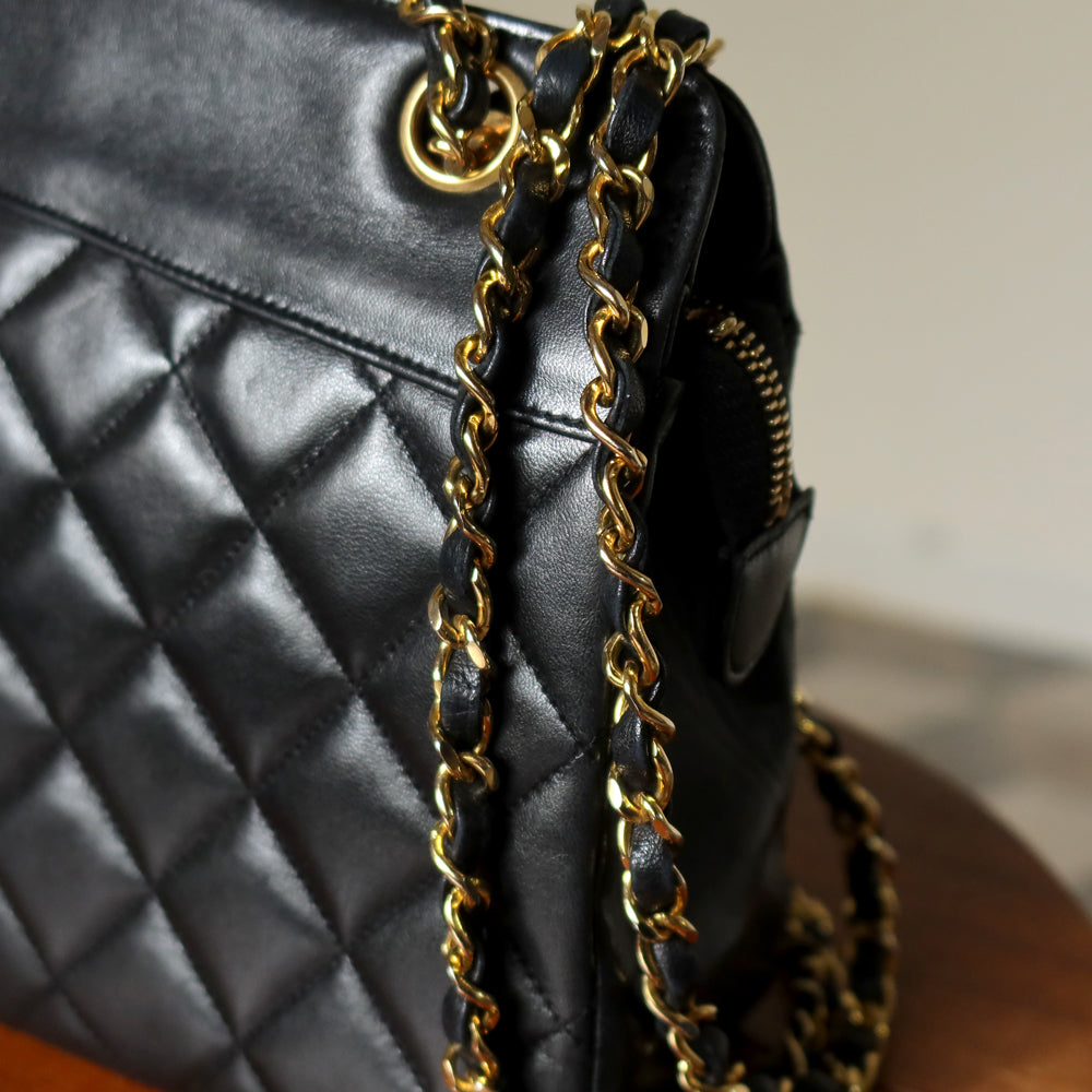 Chanel Vintage Black Lambskin Matelasse Diamond Quilted Shoulder Bag