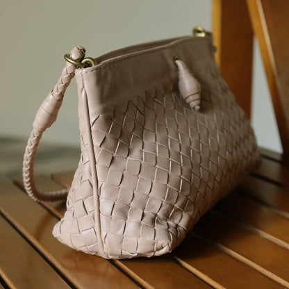 Bottega Veneta Vintage Sand Beige Intrecciato Pochette Clutch Shoulder Bag