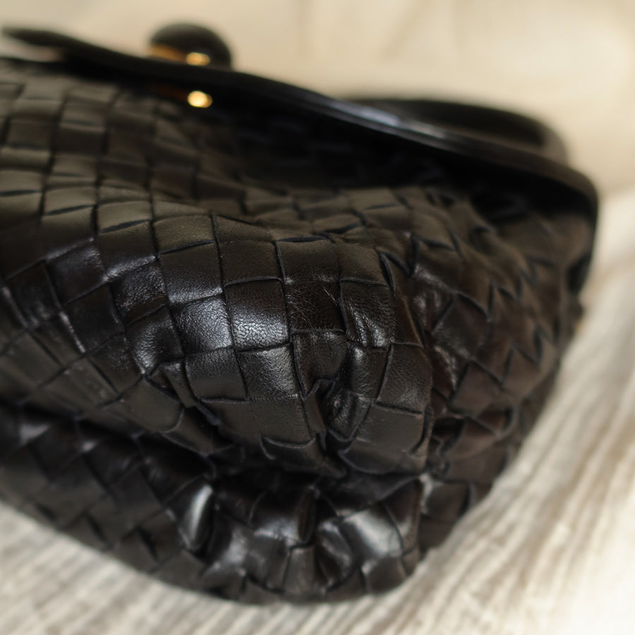 Bottega Veneta Vintage Black Intrecciato Weave Turn Lock Hand Bag