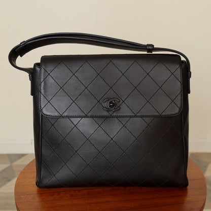 Chanel Vintage Black Lambskin Quilted CC Turn lock Shoulder Bag