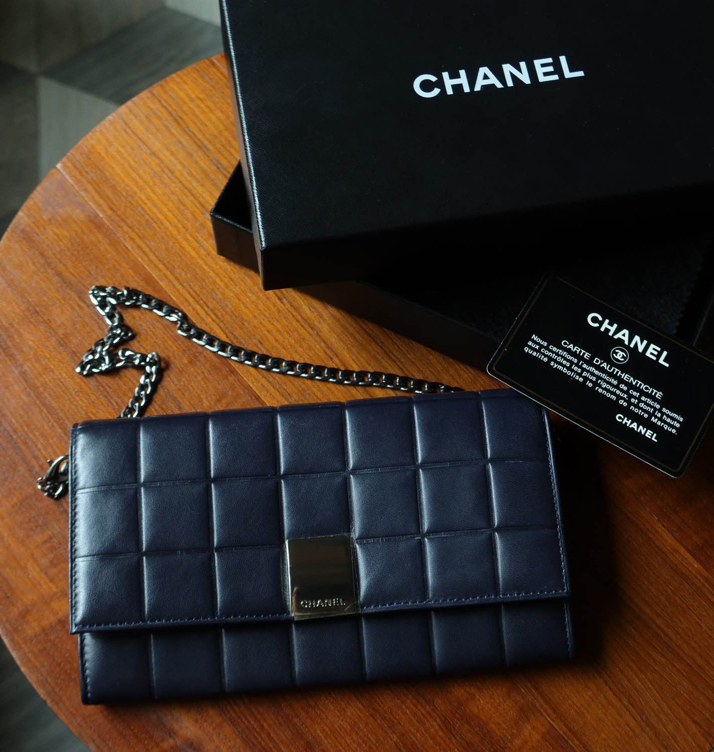 Chanel Vintage Lambskin Chocolate bar wallet WOC