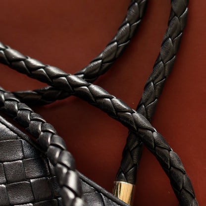 Bottega Veneta Vintage Intrecciato Weave Black Kiss Lock Crossbody Bag