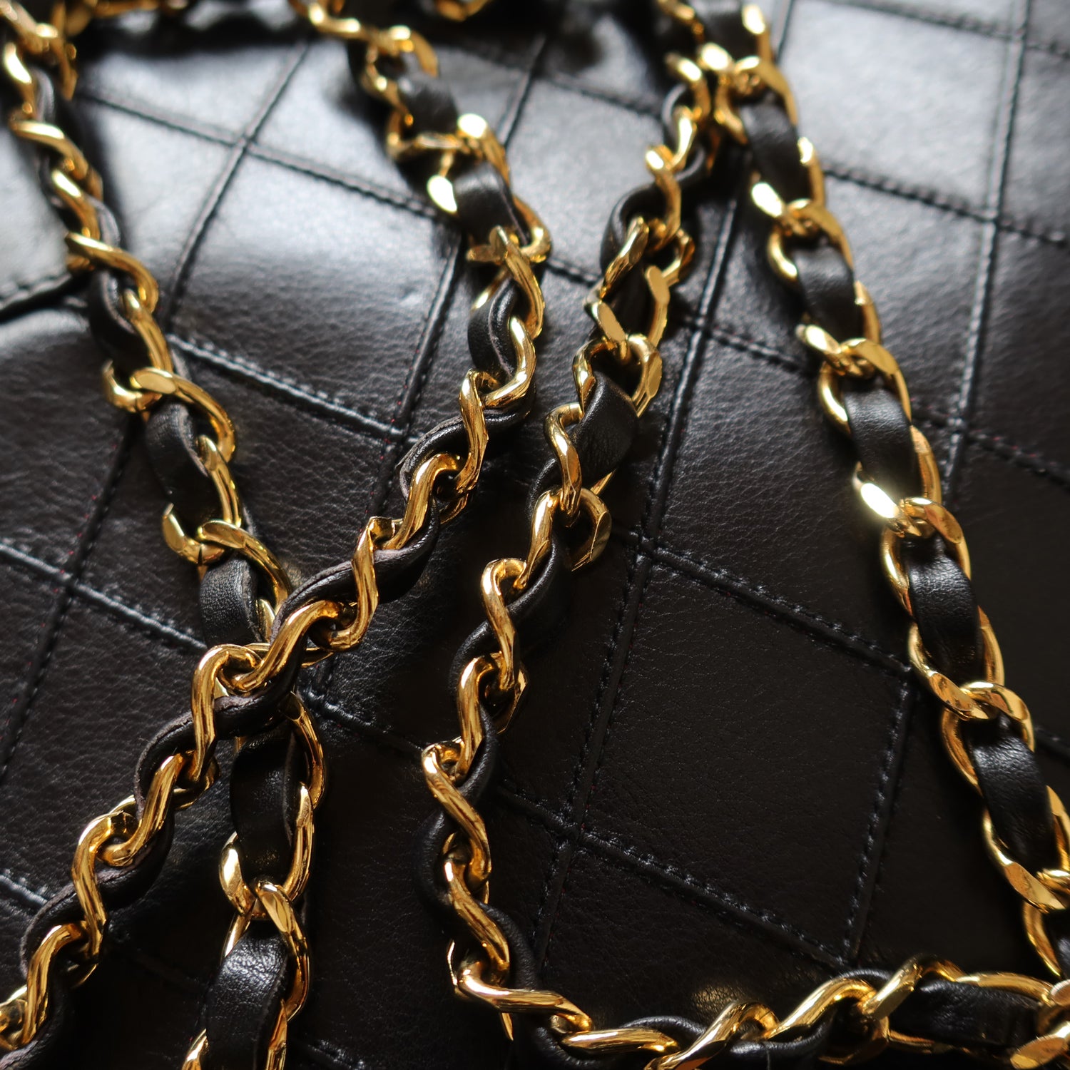 Chanel Vintage Matelasse Double Chain Travel and Work Shoulder Bag