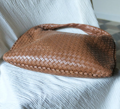 Bottega Veneta Vintage Caramel Brown Intrecciato Veneta Hobo Shoulder Bag