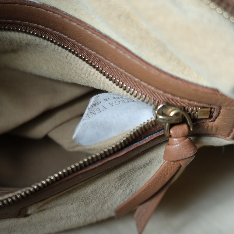 Bottega Veneta Vintage Caramel Brown Intrecciato Veneta Hobo Shoulder Bag