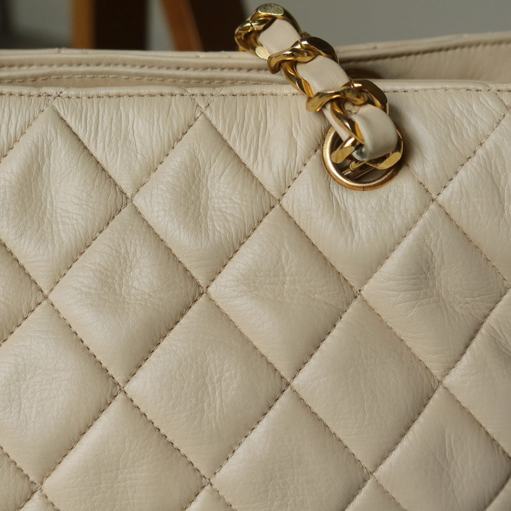 Chanel Vintage Beige Quilted Matelasse CC charm Shoulder Bag