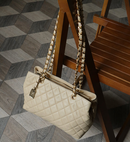 Chanel Vintage Beige Quilted Matelasse CC charm Shoulder Bag