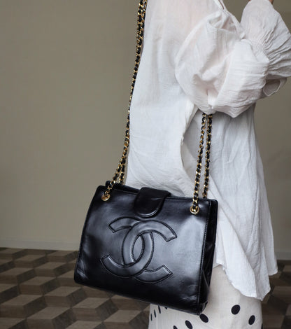 Chanel Vintage Black Lambskin Leather Coco mark Double Chain Shoulder Bag