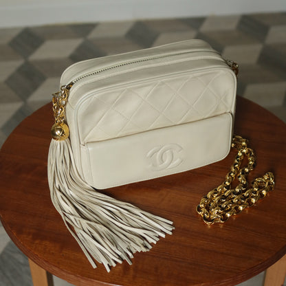 Chanel Vintage Matelasse Quilted Coco mark Cream Ivory Tassel Camera Bag