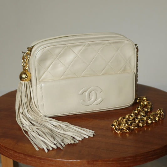 Chanel Vintage Matelasse Quilted Coco mark Cream Ivory Tassel Camera Bag