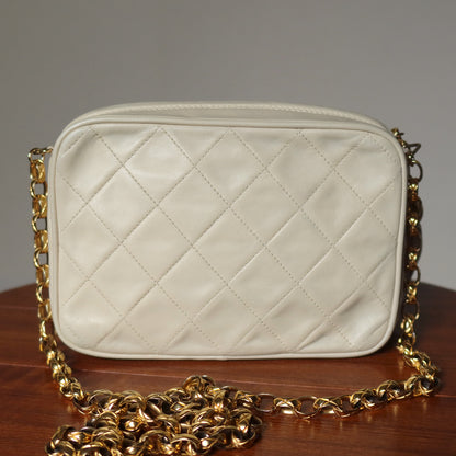 Chanel Vintage Matelasse Quilted Coco mark Cream Ivory Tassel Camera Bag